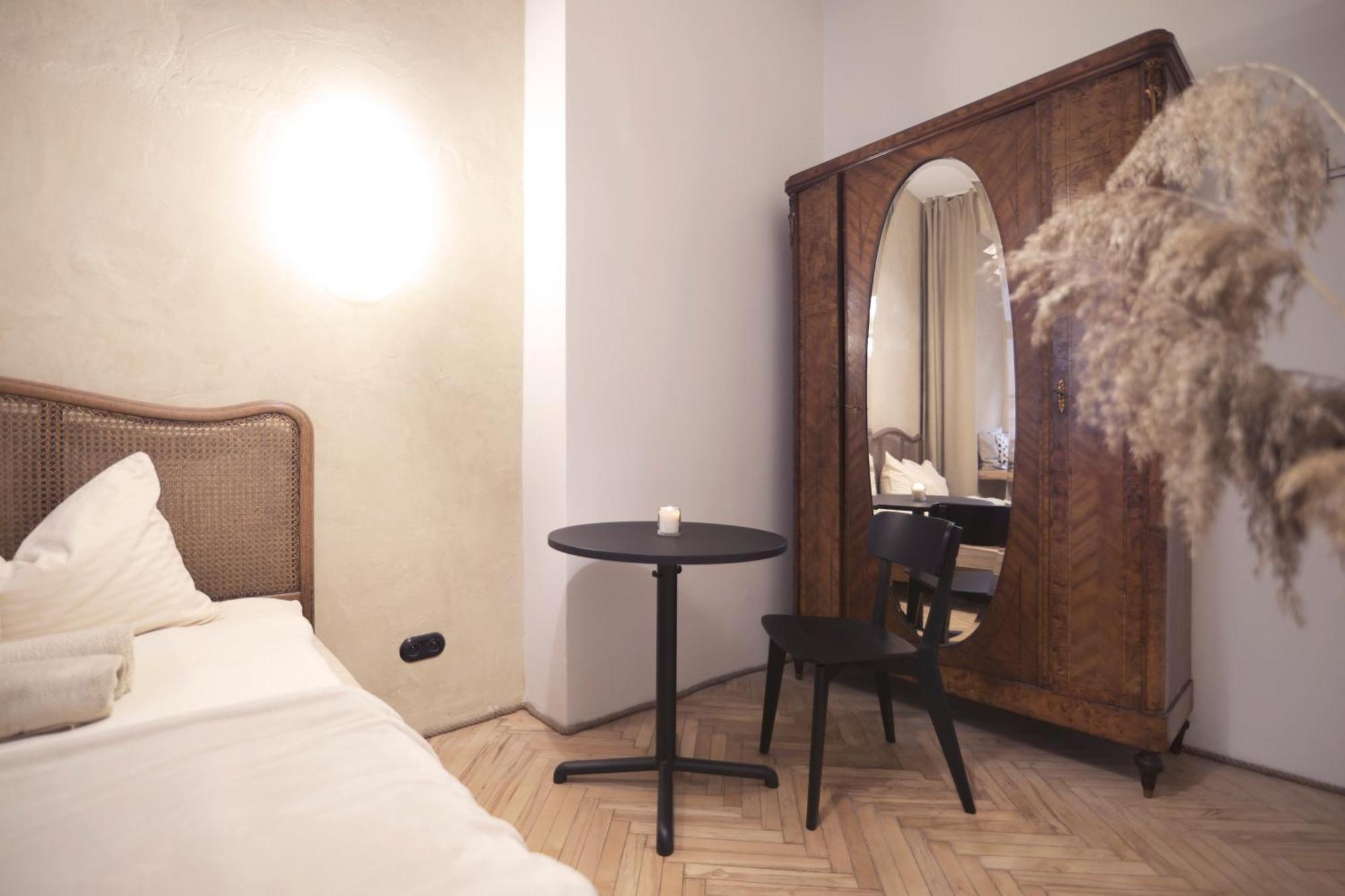 Charming Apartment / Old Town City Center ヴロツワフ エクステリア 写真